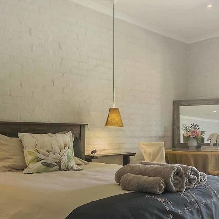 Waterside On Le Bonheur Apartment Simondium Luaran gambar